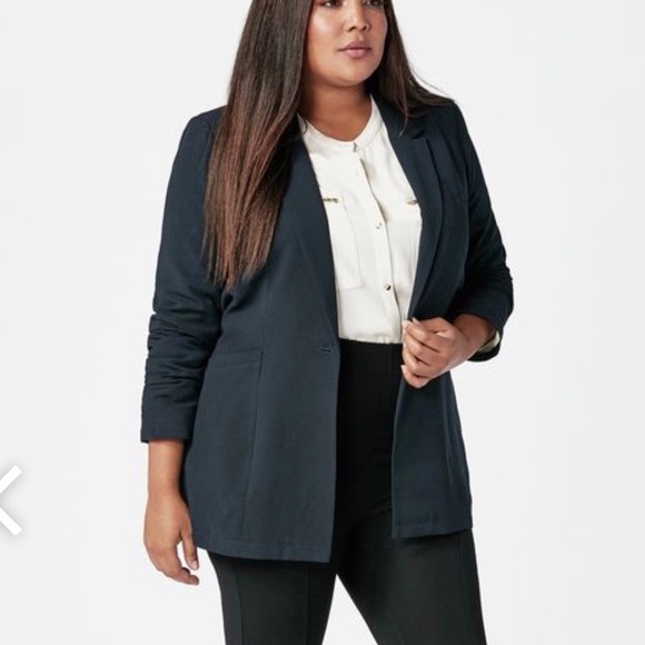 🚨SOLD 🚨 Cinched Back Black Blazer - Picture 1 of 8